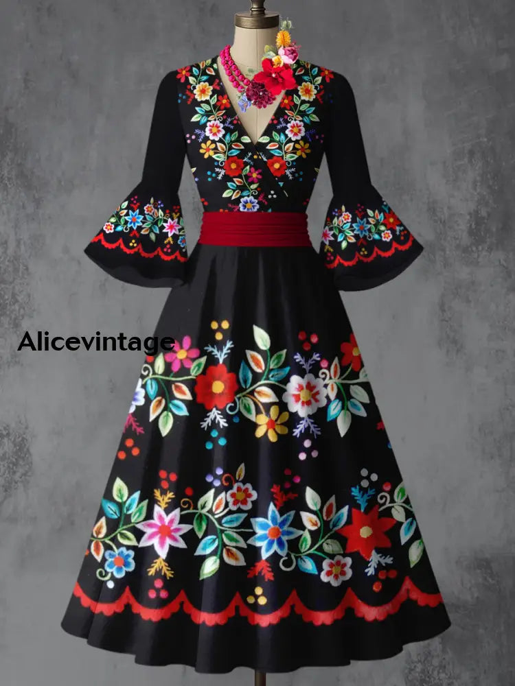 Mexican Floral Art Print V-Neck Flare Sleeve Vintage Dress A / S