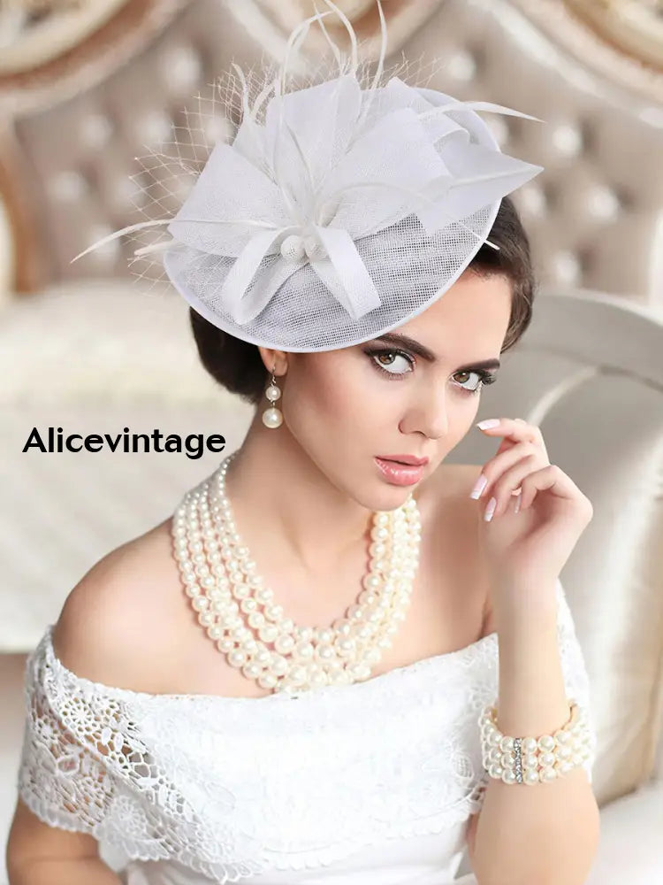 Women’s Vintage Derby Feather Headdress White / JM