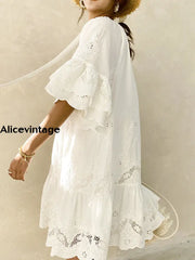 Women’s Vintage White Lace Pullover Mini Dress